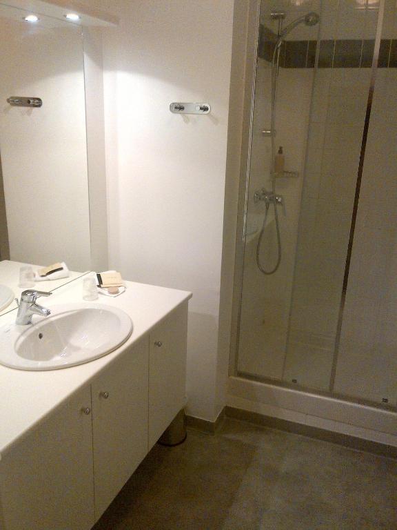 Tulip Inn Lille Grand Stade Residence Prochainement Twenty Business Flats Villeneuve-d'Ascq Room photo